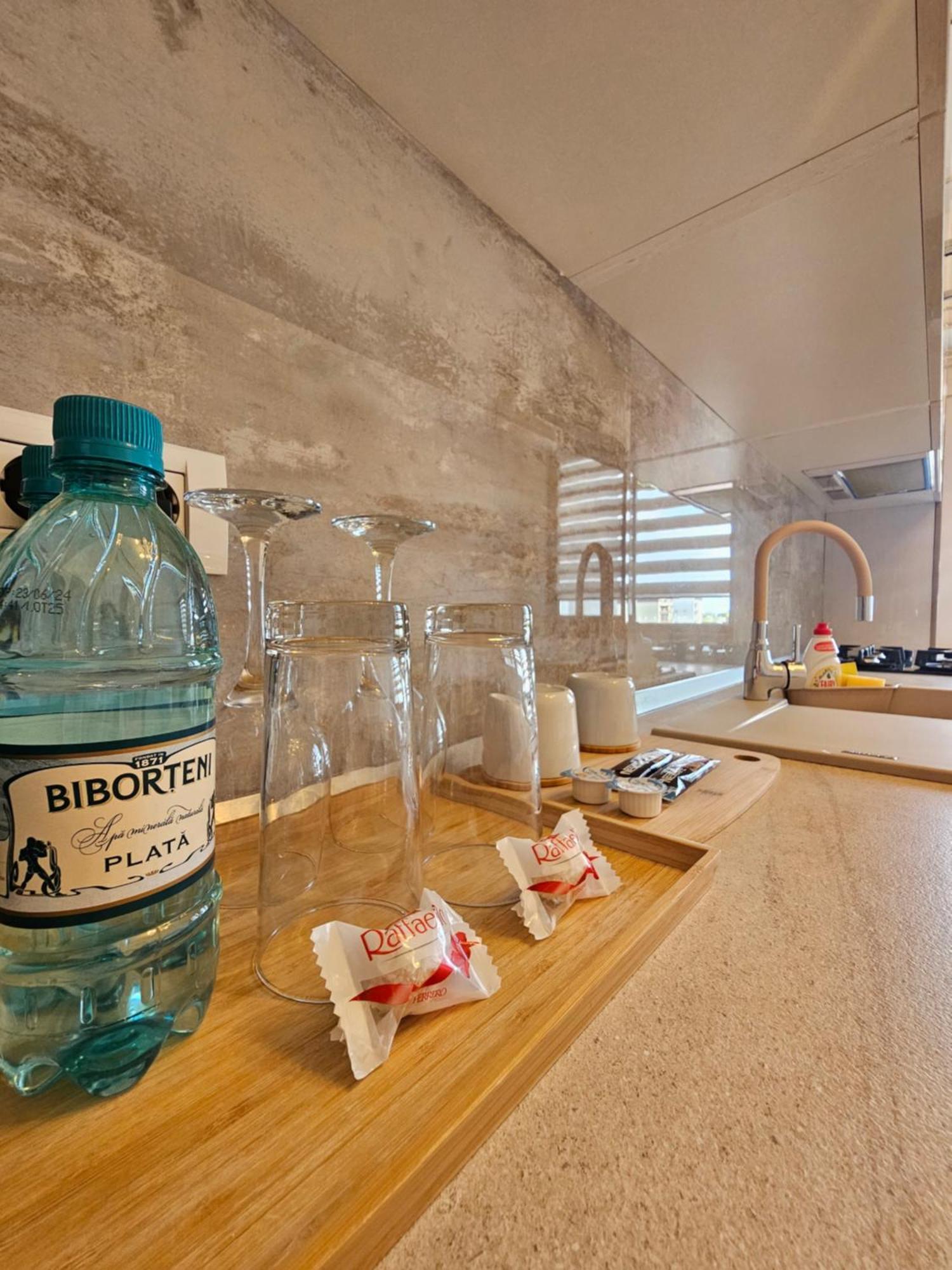 Bucharest Apartment - Private Parking Экстерьер фото